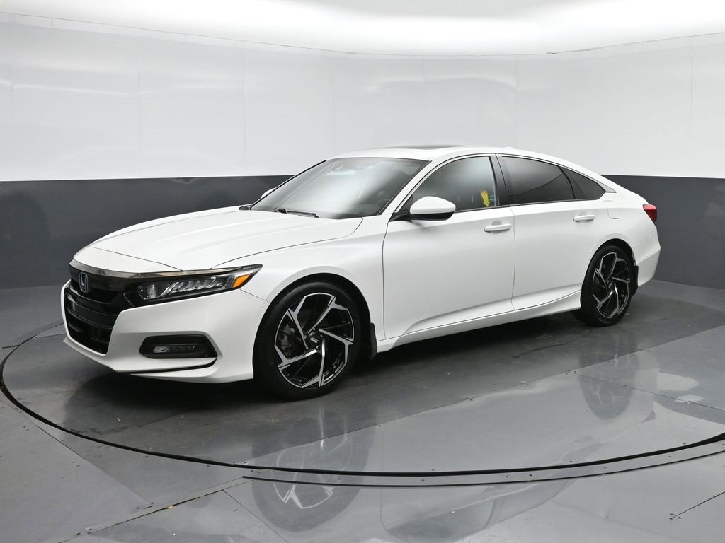 Used 2019 Honda Accord Sport image 3