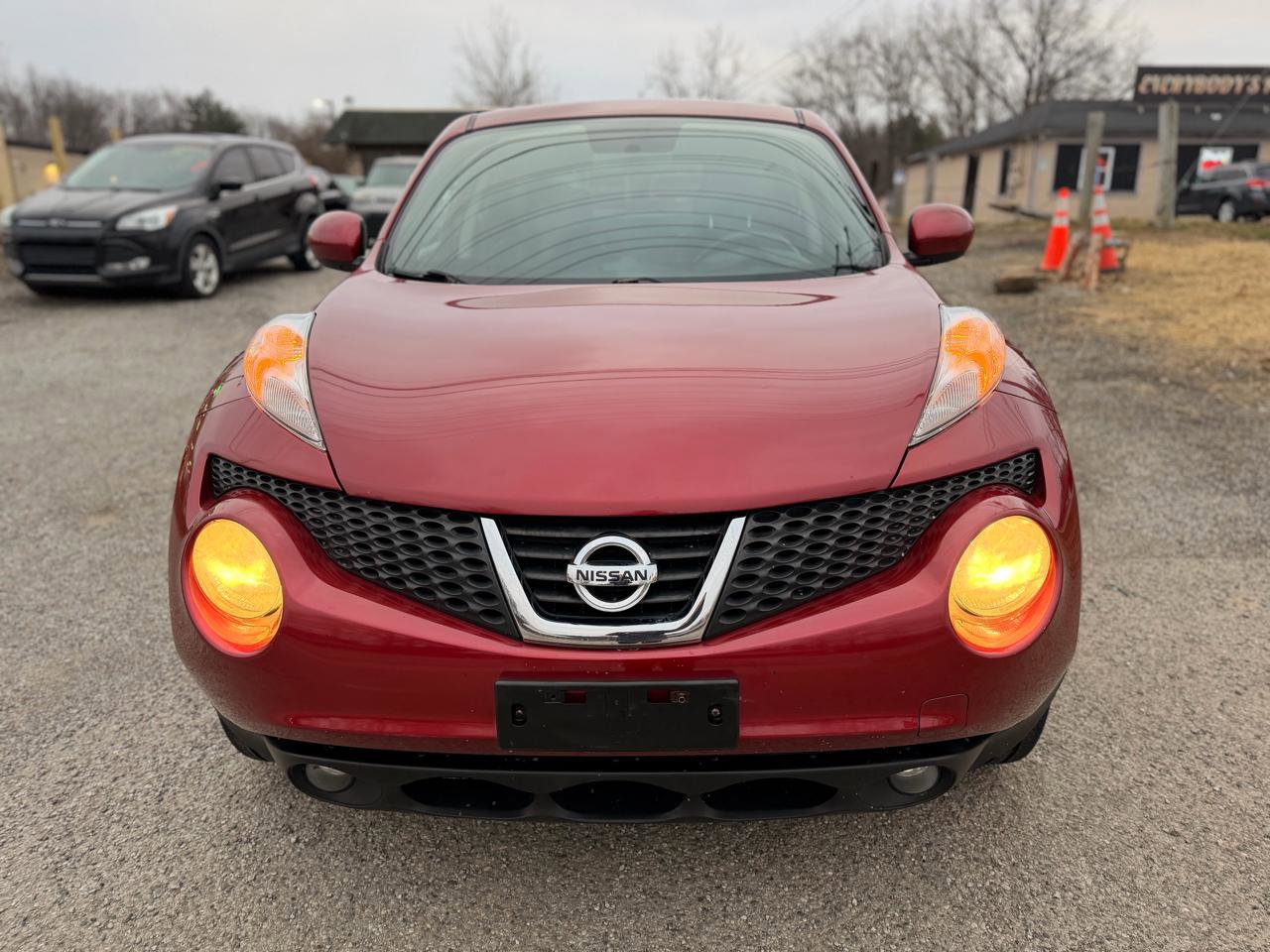 Used 2013 Nissan Juke SL image 2