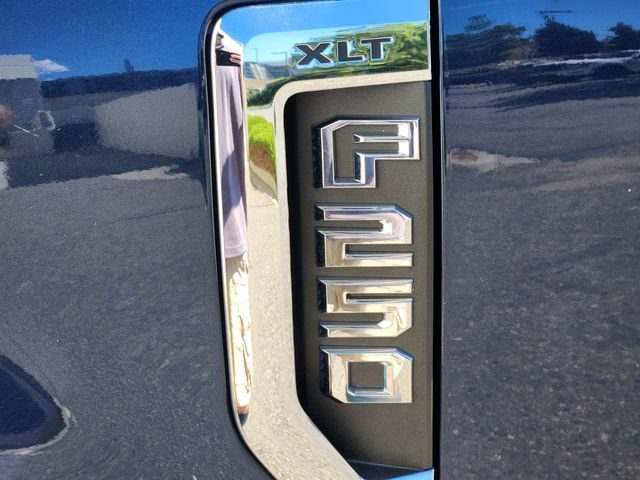 Certified 2020 Ford F250 XLT w/ Tremor Off-Road Package AWD/4WD image 18