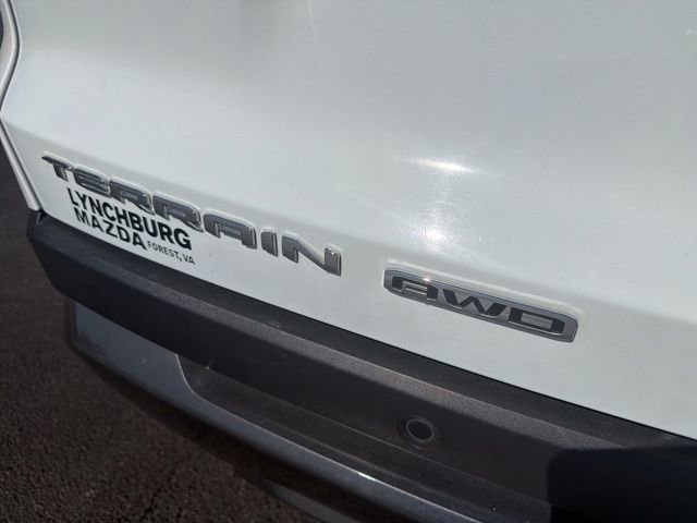 Used 2025 GMC Terrain Elevation image 10