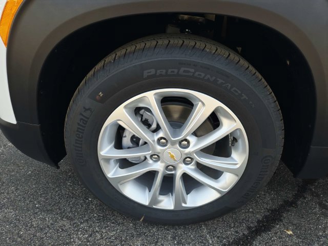 New 2026 Chevrolet TrailBlazer LS w/ LS Convenience Package FWD image 17