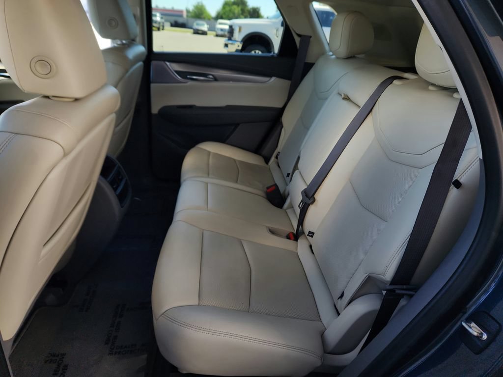 Used 2020 Cadillac XT5 Premium Luxury AWD/4WD image 39