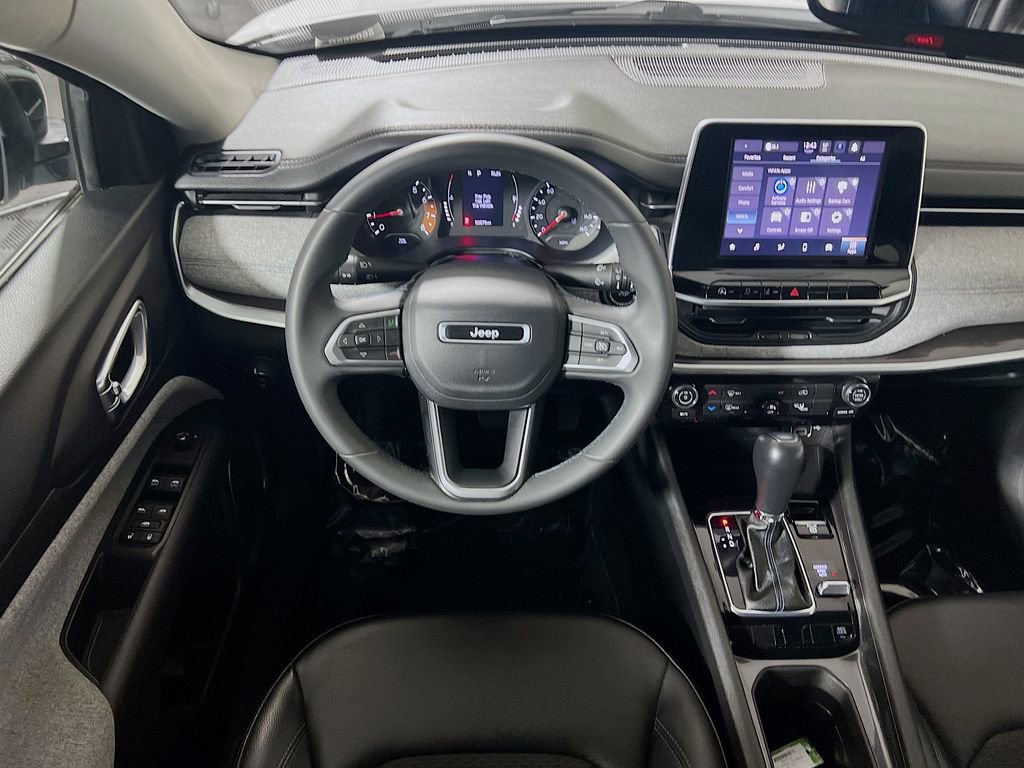 Used 2022 Jeep Compass Latitude image 20