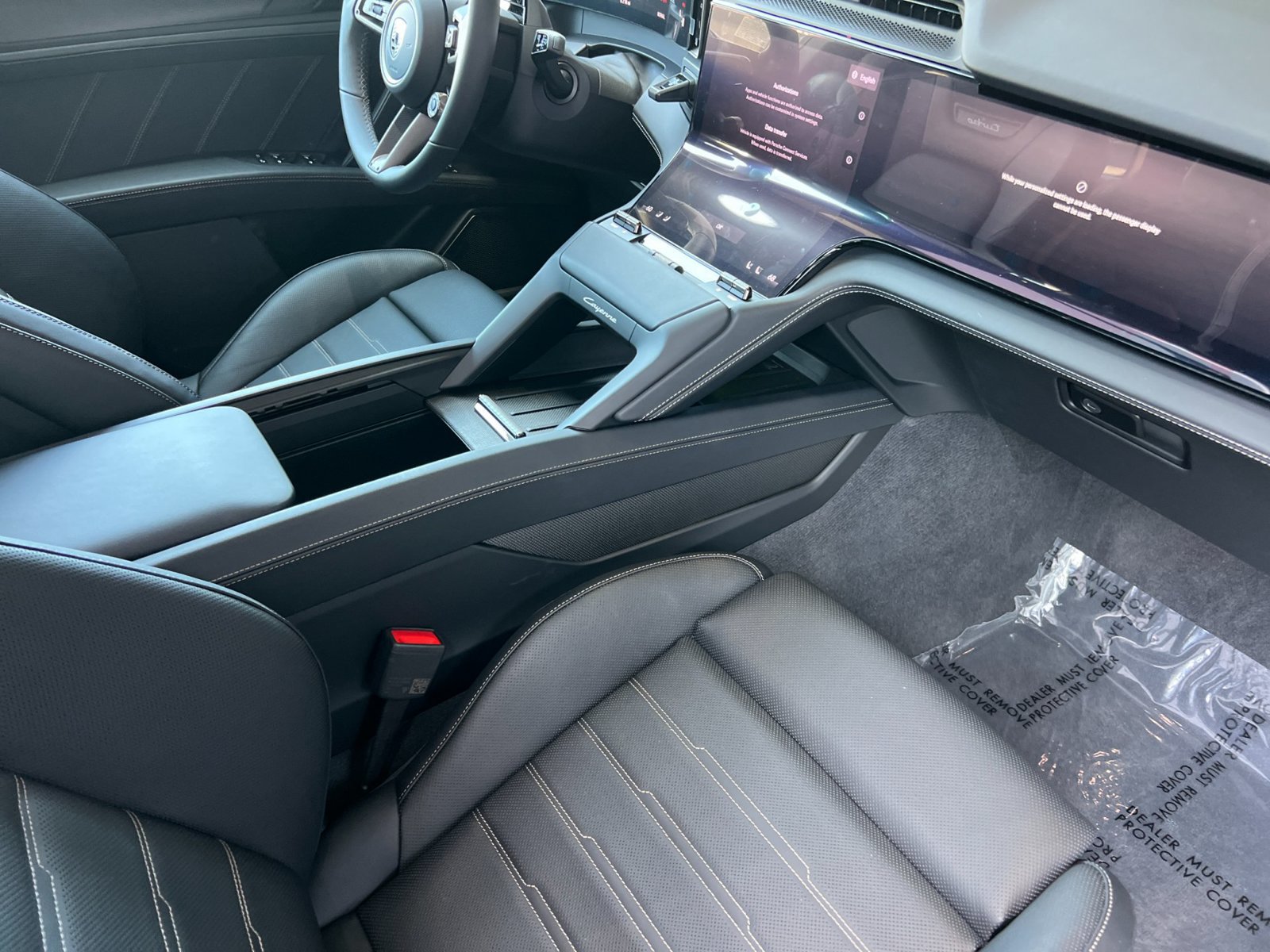 Certified 2026 Porsche Cayenne Turbo AWD/4WD image 18