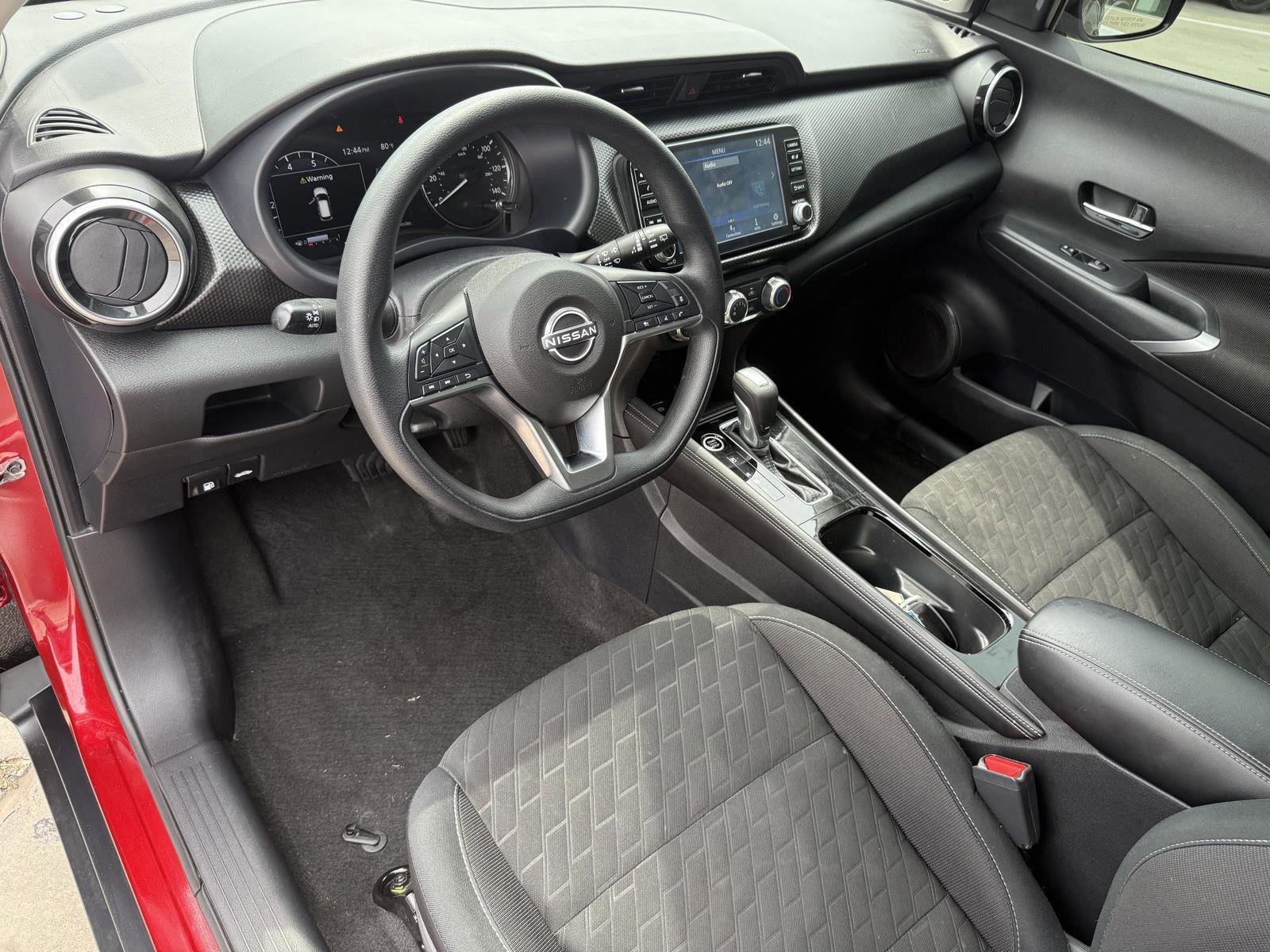 Used 2023 Nissan Kicks SV image 15