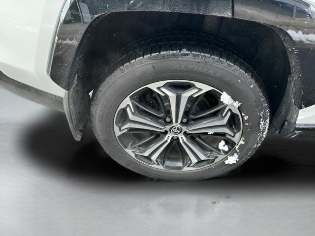 Used 2023 Toyota RAV4 XSE w/ Weather Package image 12