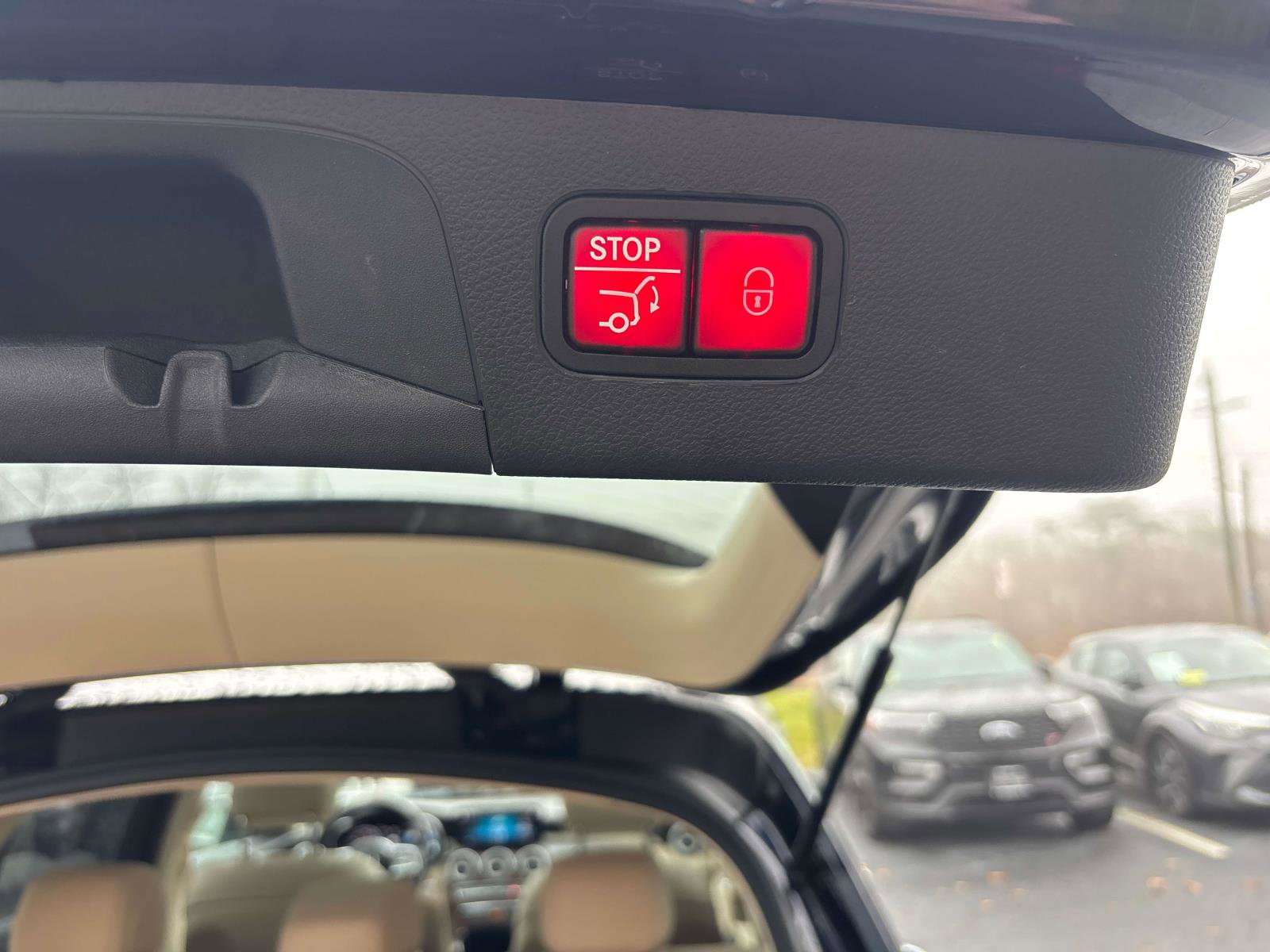 Used 2021 Mercedes-Benz GLC 300 4MATIC image 14