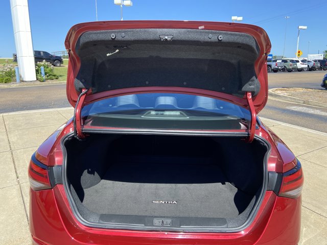 Used 2024 Nissan Sentra SV FWD image 26