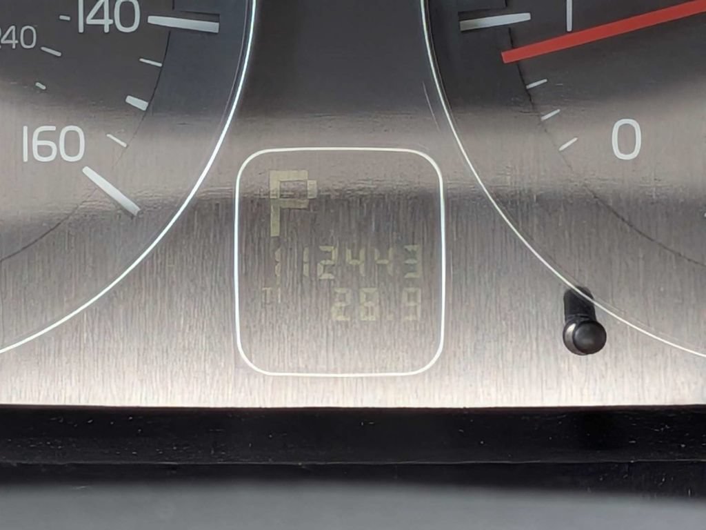 Used 2009 Volvo C70 T5 FWD image 46