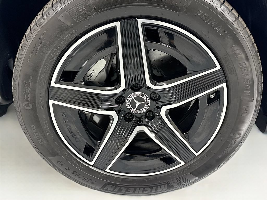 Certified 2026 Mercedes-Benz GLC 300 image 32