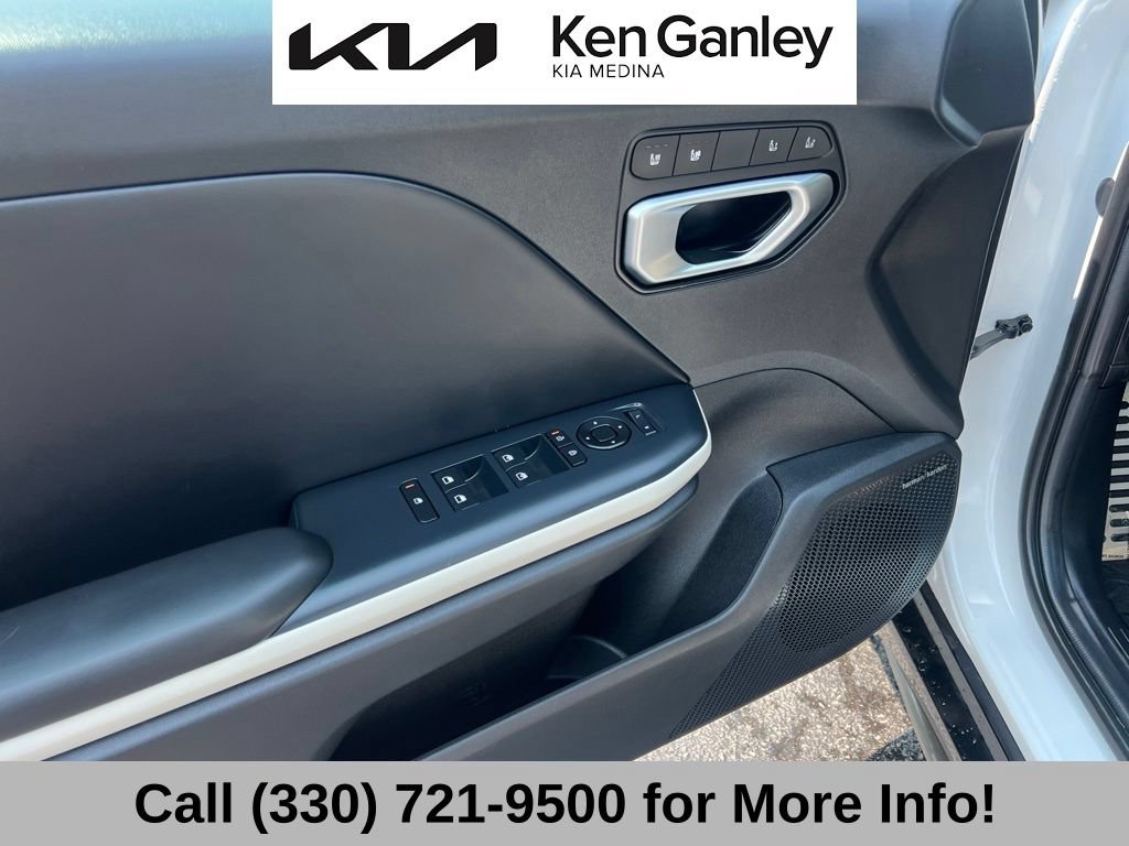 Certified 2025 Kia K4 GT-Line Turbo FWD image 25
