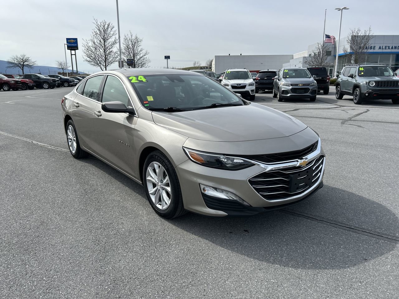 Used 2024 Chevrolet Malibu LT image 1