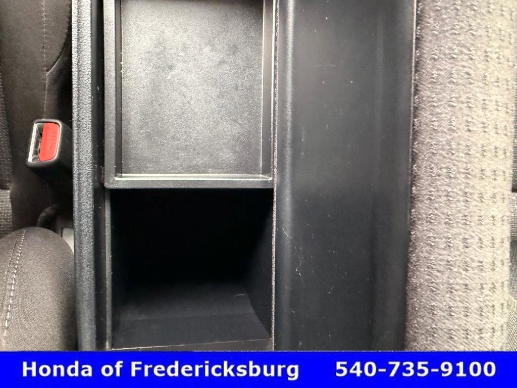 Used 2019 Toyota Prius LE w/ Carpet Mat Package image 39