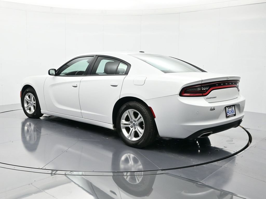 Used 2022 Dodge Charger SXT w/ Leather Interior Group image 7