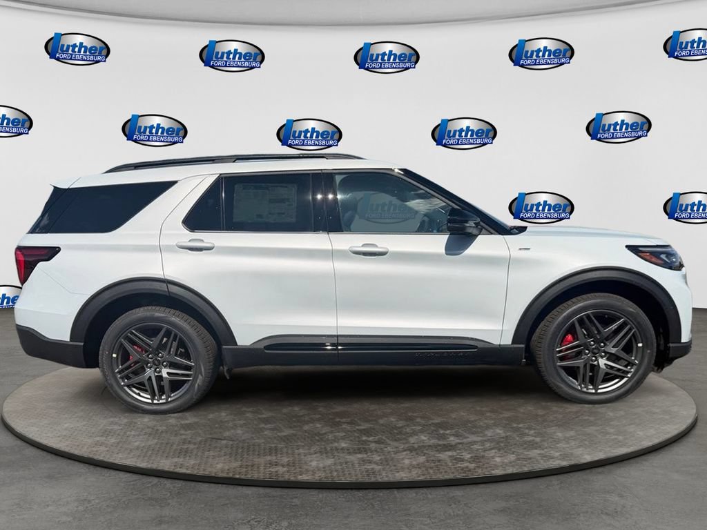 New 2026 Ford Explorer ST-Line w/ ST-Line Street Pack AWD/4WD image 10