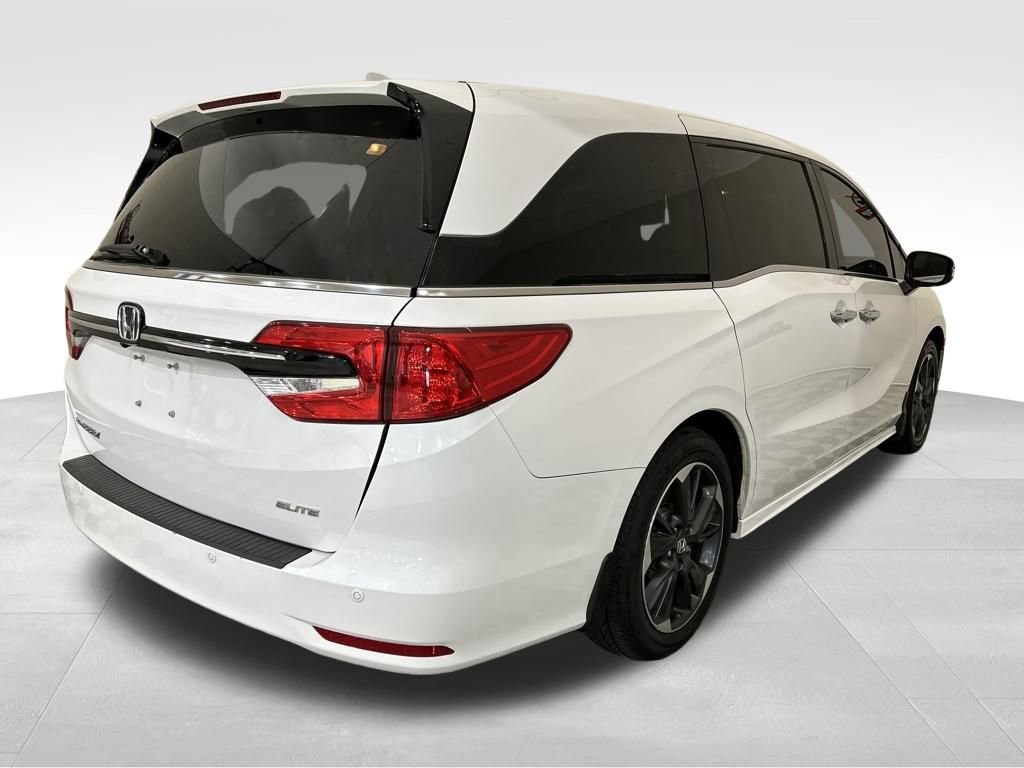 Used 2024 Honda Odyssey Elite image 5