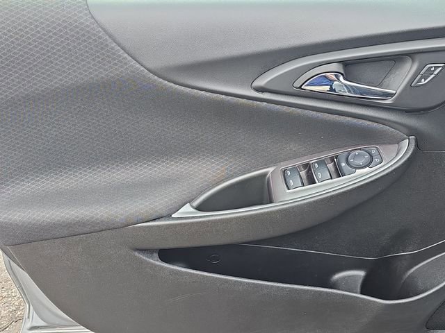Used 2023 Chevrolet Malibu LS image 21