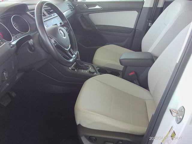 Used 2018 Volkswagen Tiguan SE AWD/4WD image 7