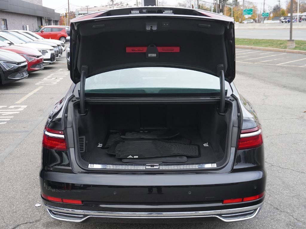 Used 2020 Audi A8 L 3.0T w/ Executive Package image 25