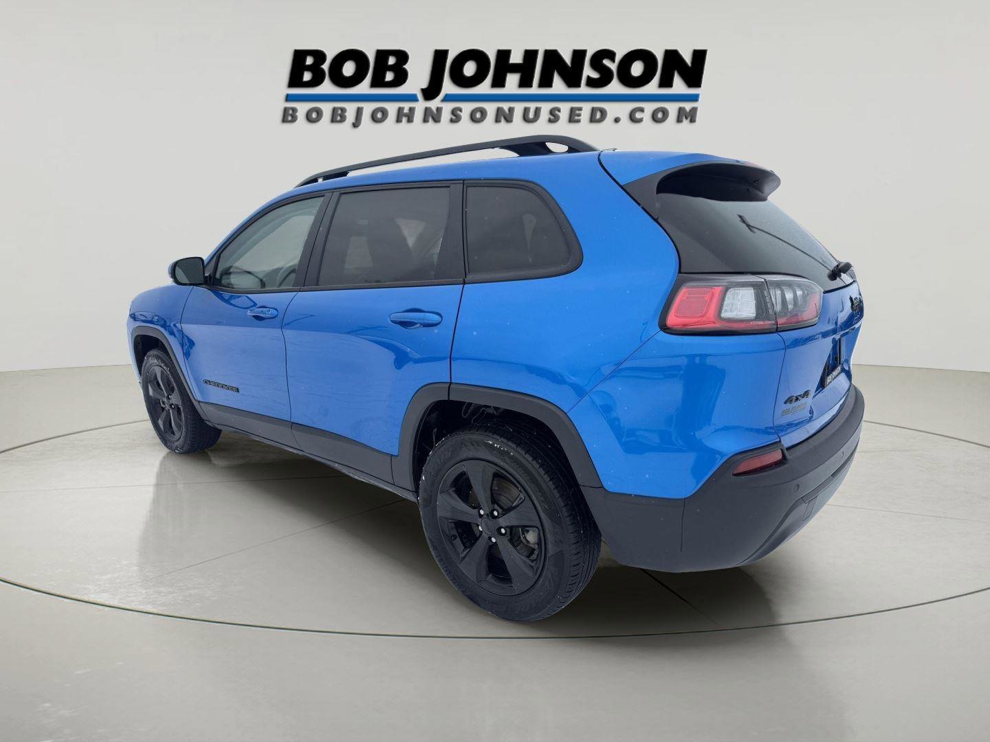 Used 2021 Jeep Cherokee Latitude Plus AWD/4WD image 5