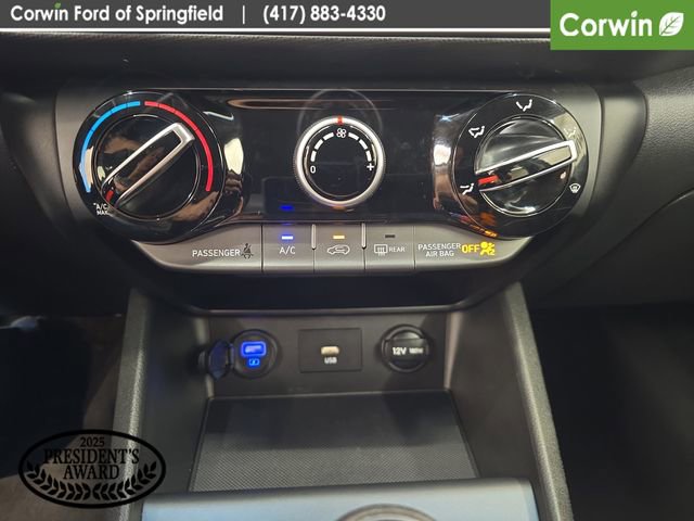 Used 2023 Hyundai Kona SEL FWD image 23