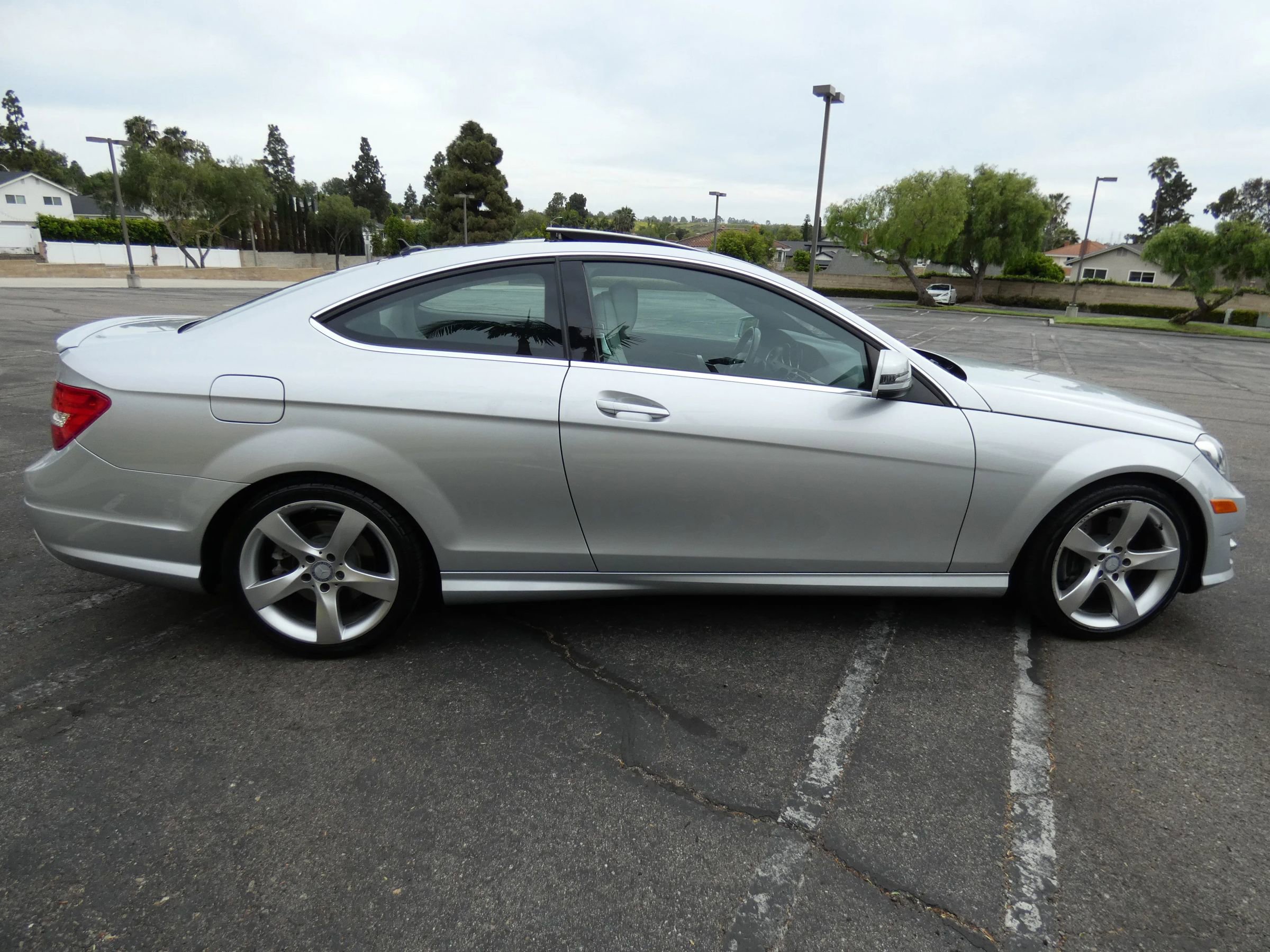 Used 2015 Mercedes-Benz C 350 Coupe image 5