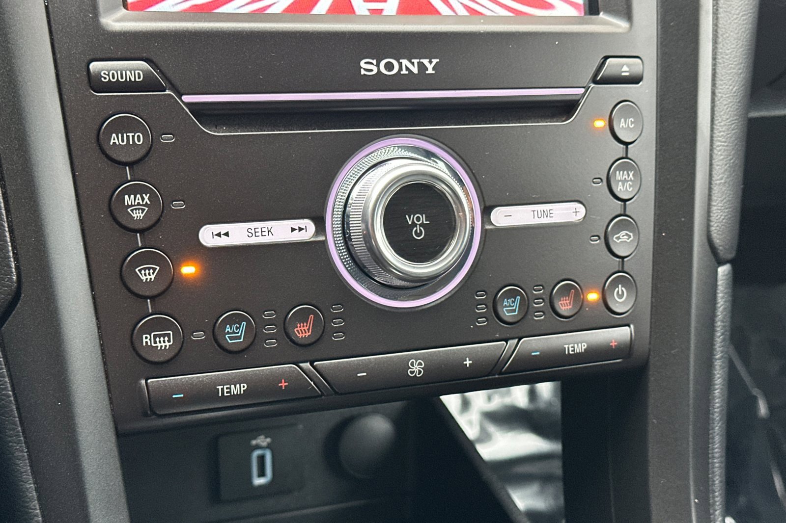 Used 2017 Ford Fusion Energi Titanium image 20