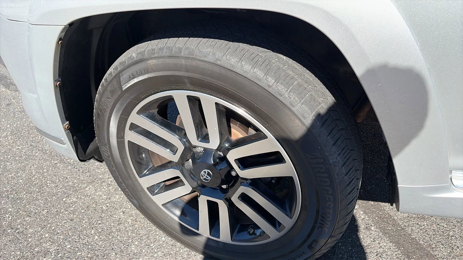 Used 2014 Toyota 4Runner Limited image 24