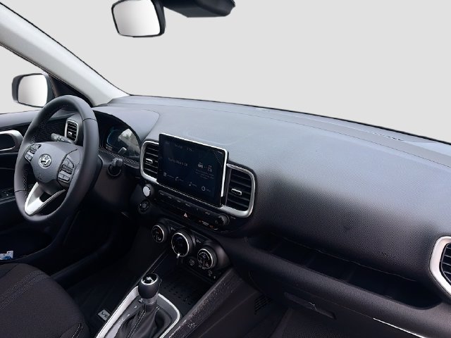 New 2026 Hyundai Venue SEL FWD image 30