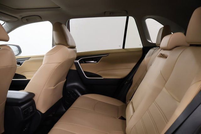 Certified 2025 Toyota RAV4 XLE Premium image 32