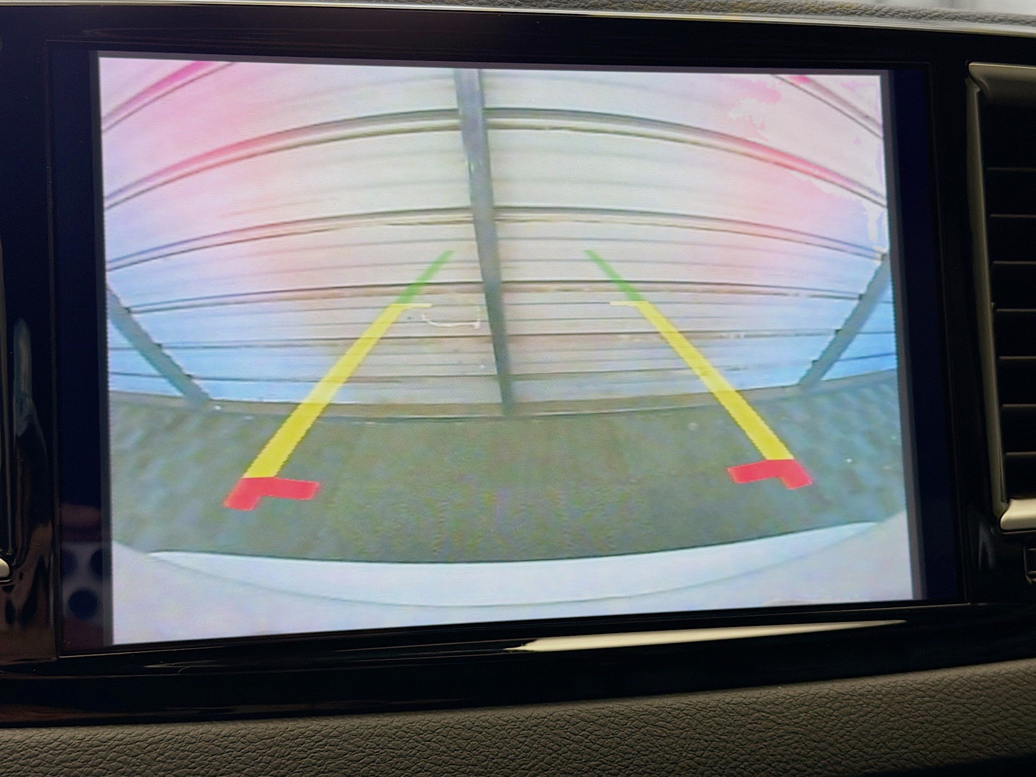 Used 2025 Chrysler Pacifica Select FWD image 16
