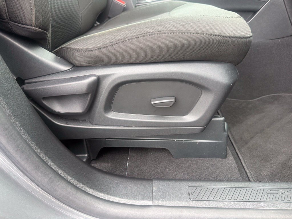 Used 2024 Ford Explorer XLT AWD/4WD image 56