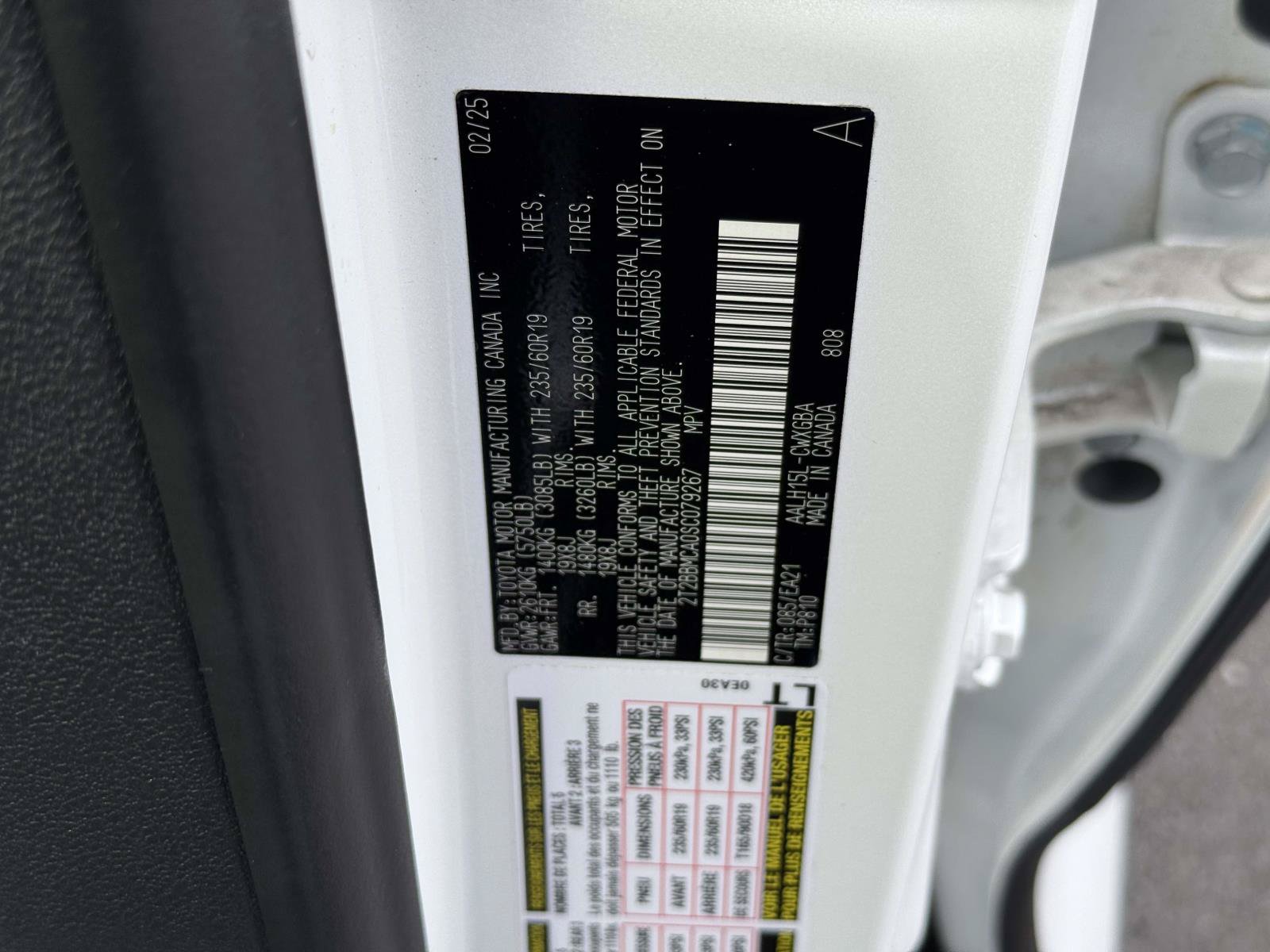 Used 2025 Lexus RX 350h w/ Accessory Package (Z1) AWD/4WD image 31