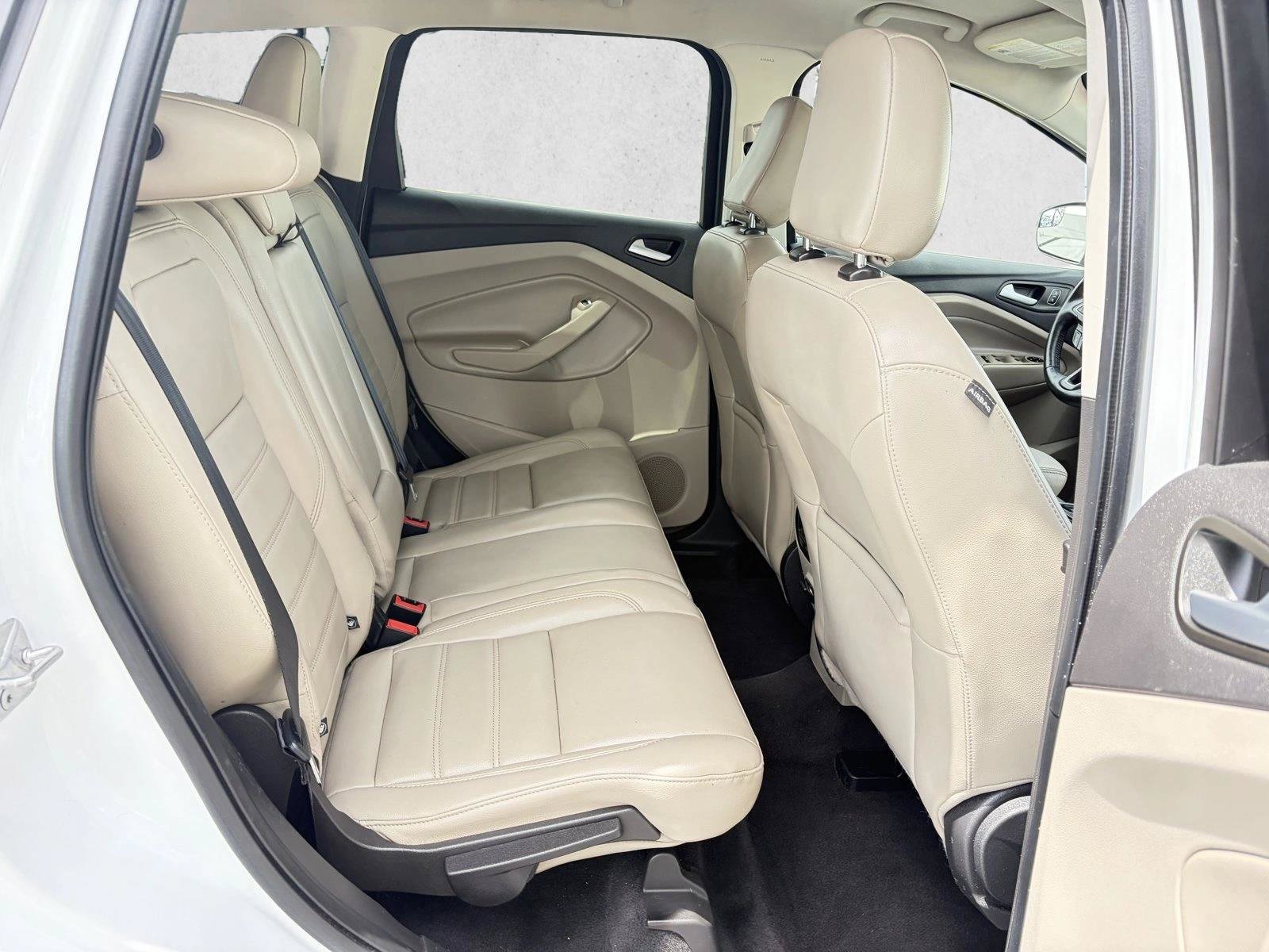 Used 2019 Ford Escape SEL AWD/4WD image 14