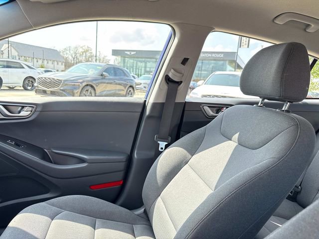 Used 2020 Hyundai Ioniq SE image 22