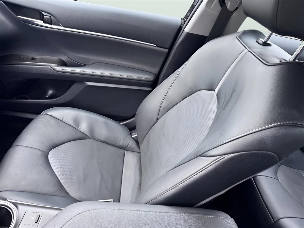 Used 2024 Toyota Camry XSE image 18