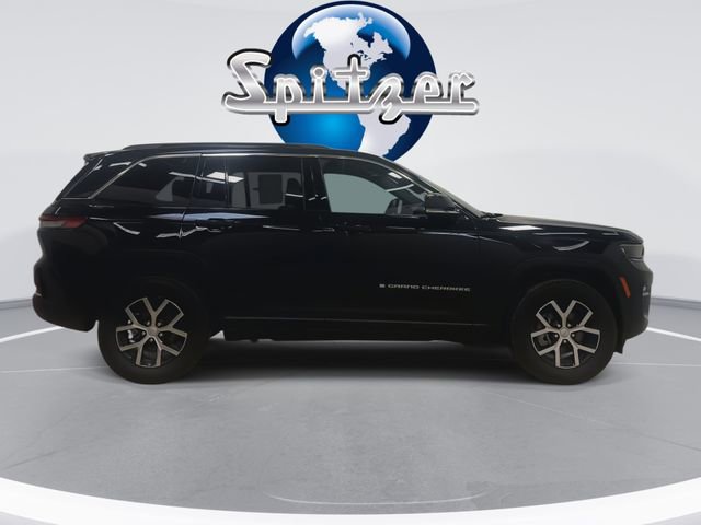 Used 2025 Jeep Grand Cherokee Limited image 9