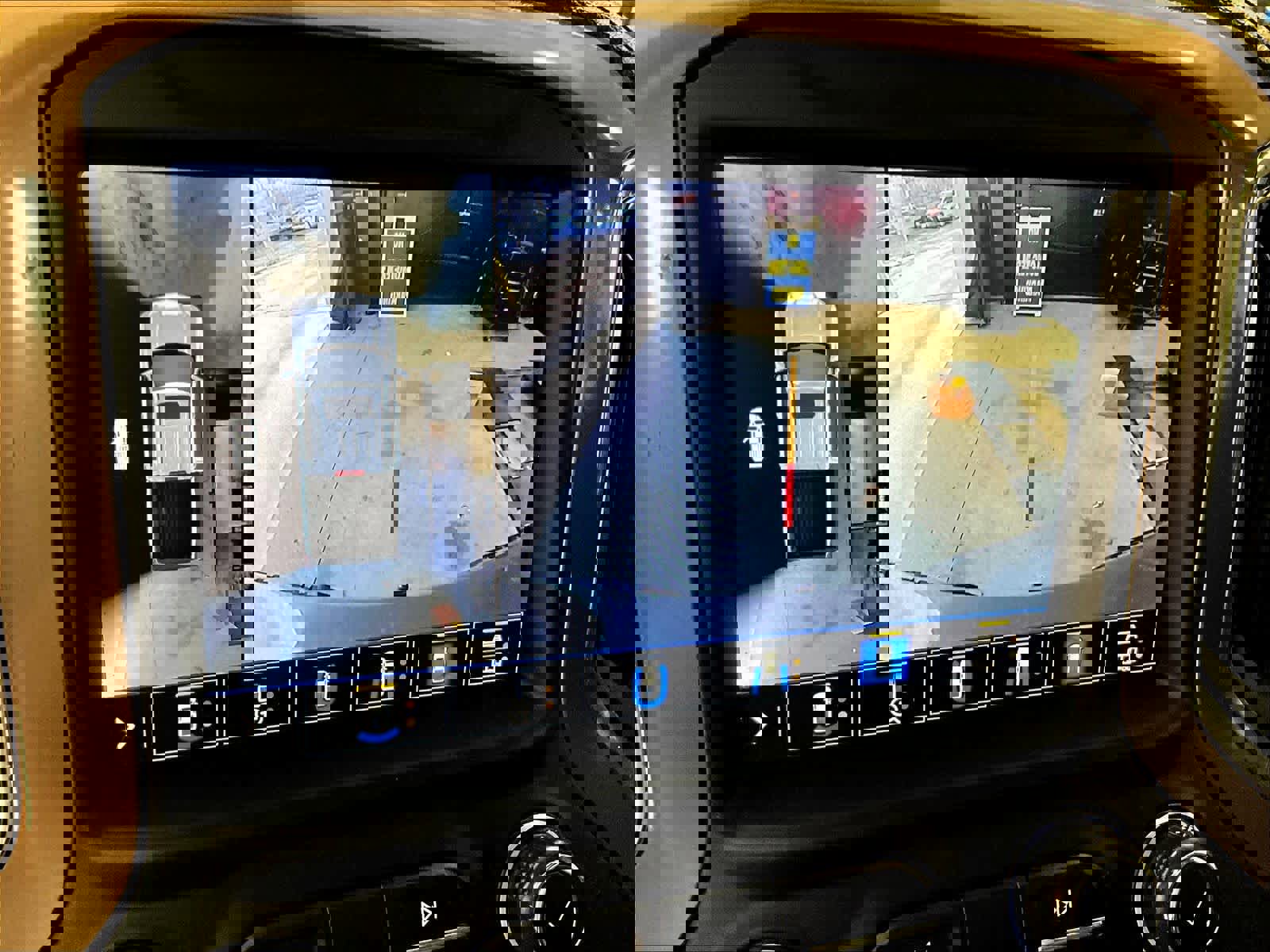 Used 2020 Chevrolet Silverado 1500 High Country w/ Technology Package image 19