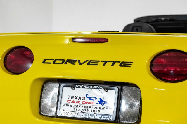 Used 2000 Chevrolet Corvette Convertible w/ Memory Pkg image 39
