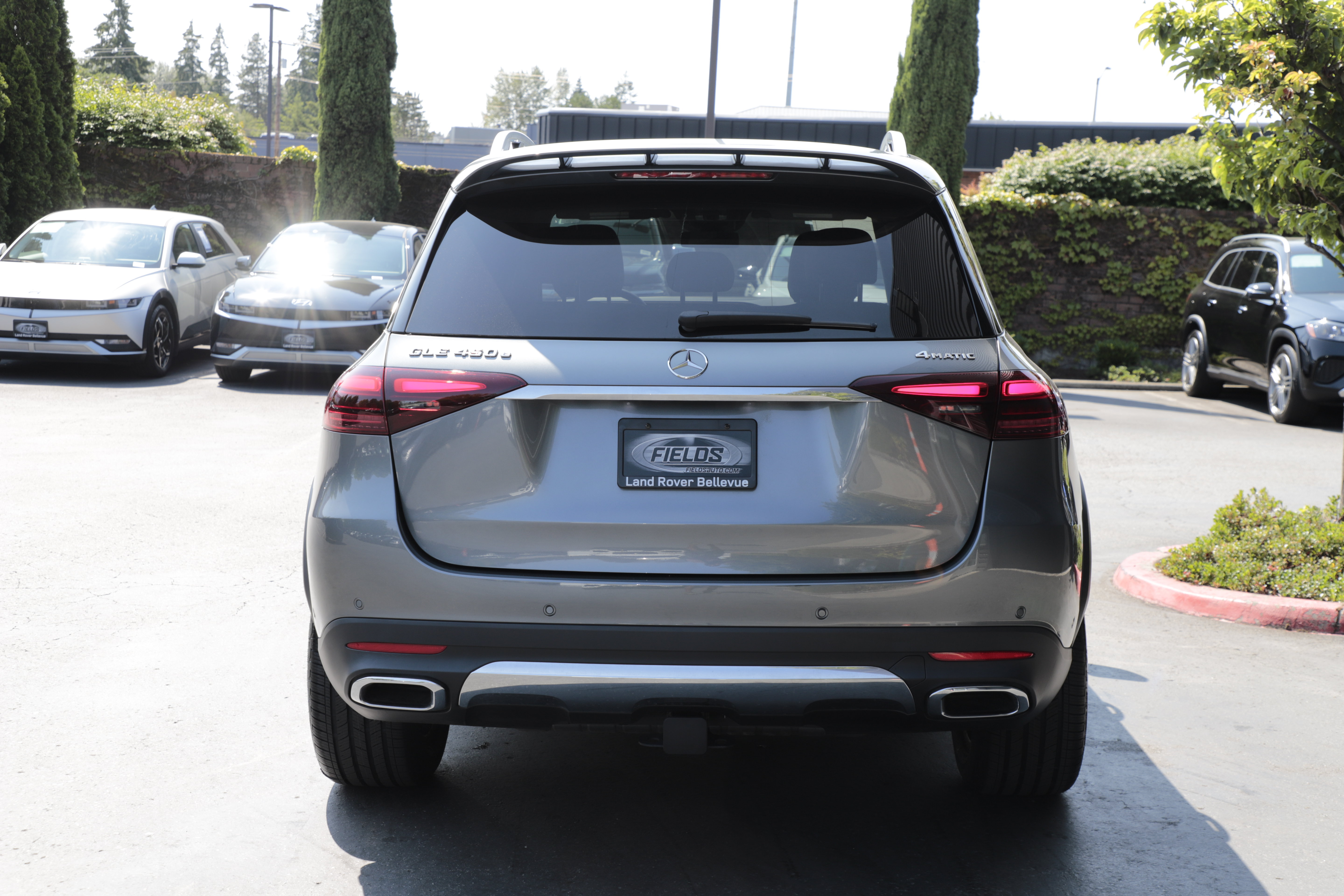 Used 2025 Mercedes-Benz GLE 450e 4MATIC image 9