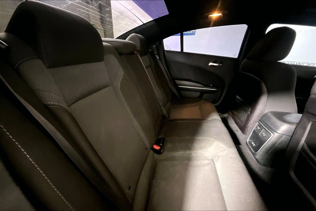 Used 2019 Dodge Charger SXT RWD image 22