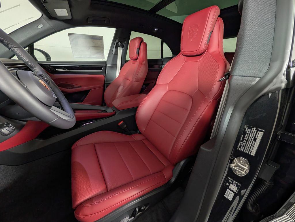 New 2026 Porsche Macan Electric image 5