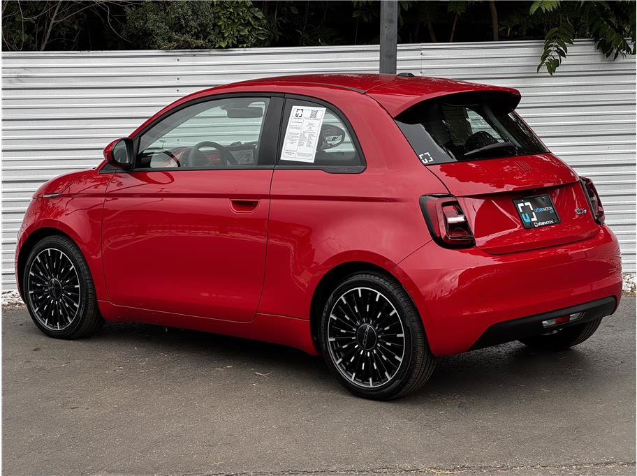 Used 2024 FIAT 500 e (RED) FWD image 10