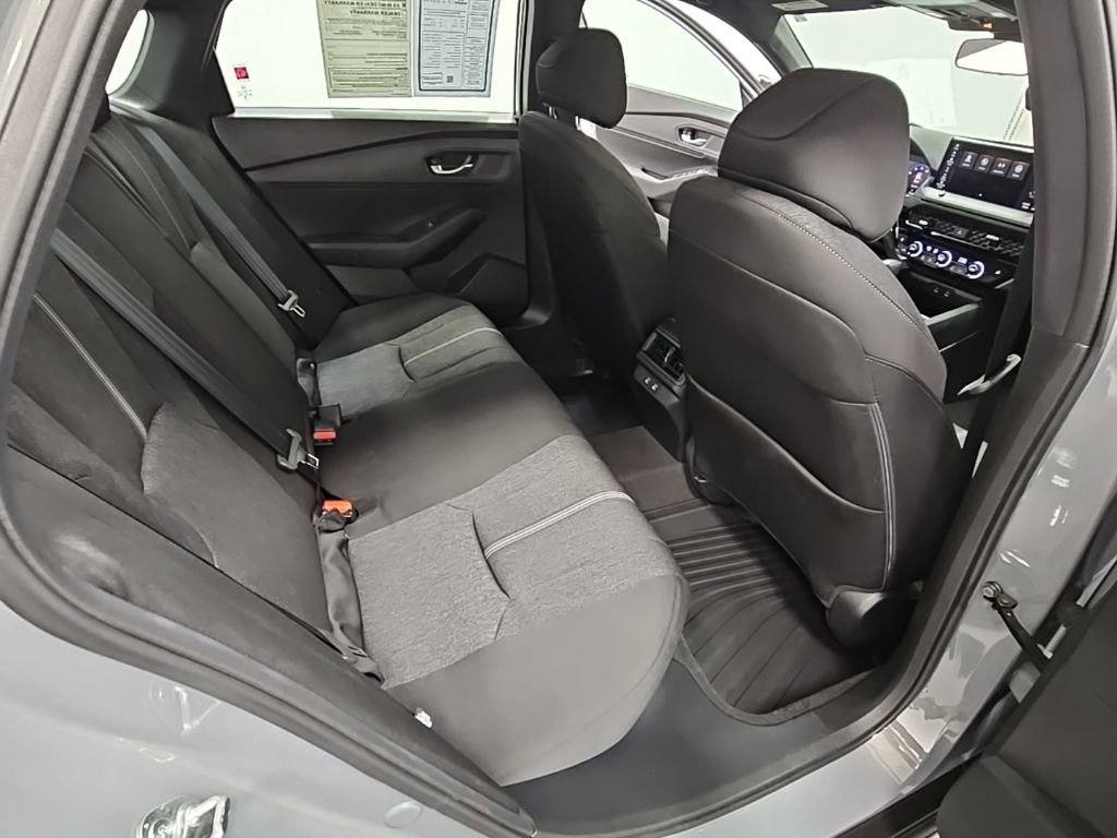 Used 2025 Honda Accord Sport image 37