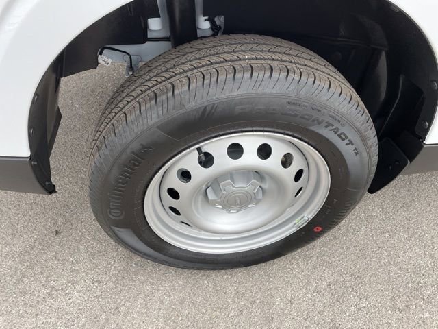 New 2026 Ford Maverick XL image 18