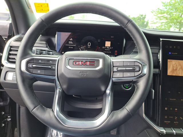 Used 2024 GMC Acadia Elevation image 24