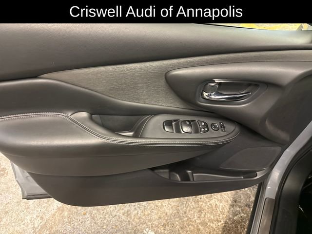 Used 2022 Nissan Murano SV w/ SV Midnight Edition Package image 18