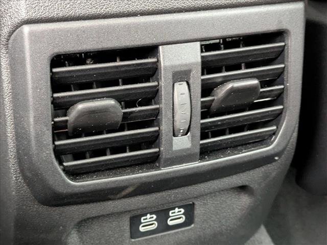 Used 2025 BMW 228i xDrive w/ Premium Package image 17