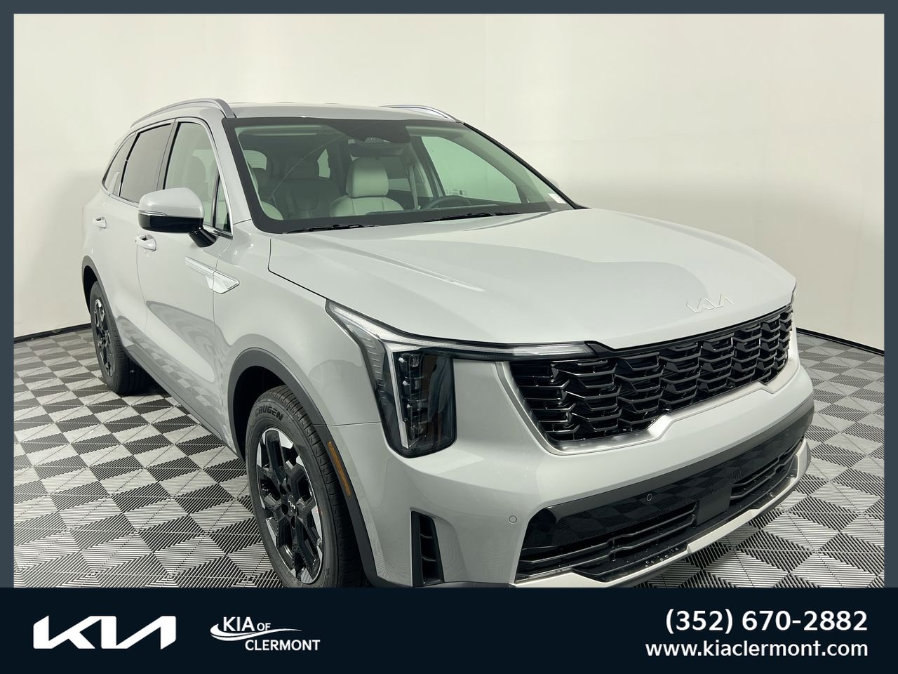 New 2026 Kia Sorento S w/ S Panoramic Sunroof Package