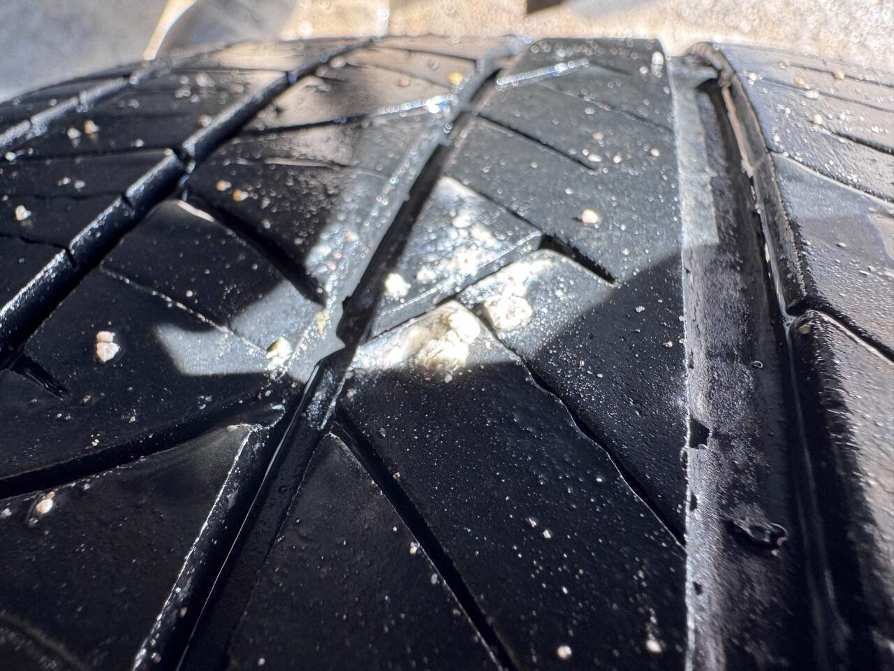 Used 2011 Lincoln Town Car Signature Limited image 6